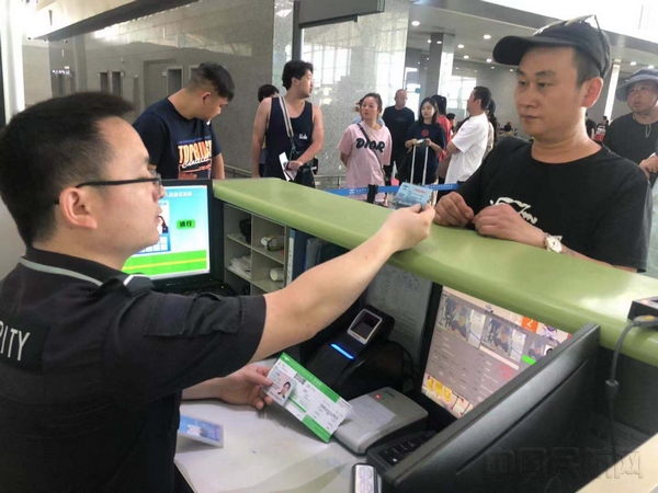 迪拜将建造世界上最高的人工智能机场安检时不准有人,登机时不准排队